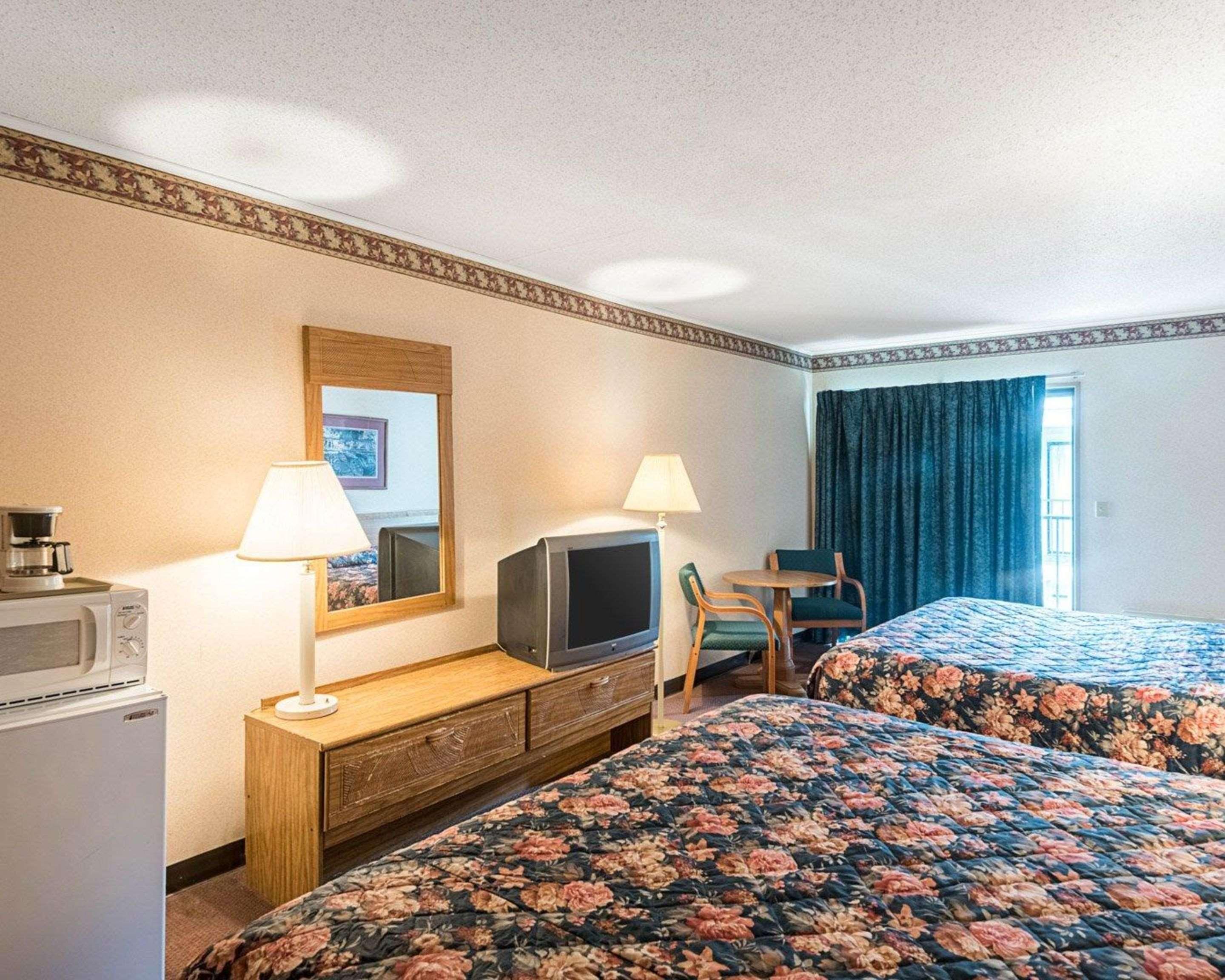 Rodeway Inn & Suites Рехобот-Біч Екстер'єр фото